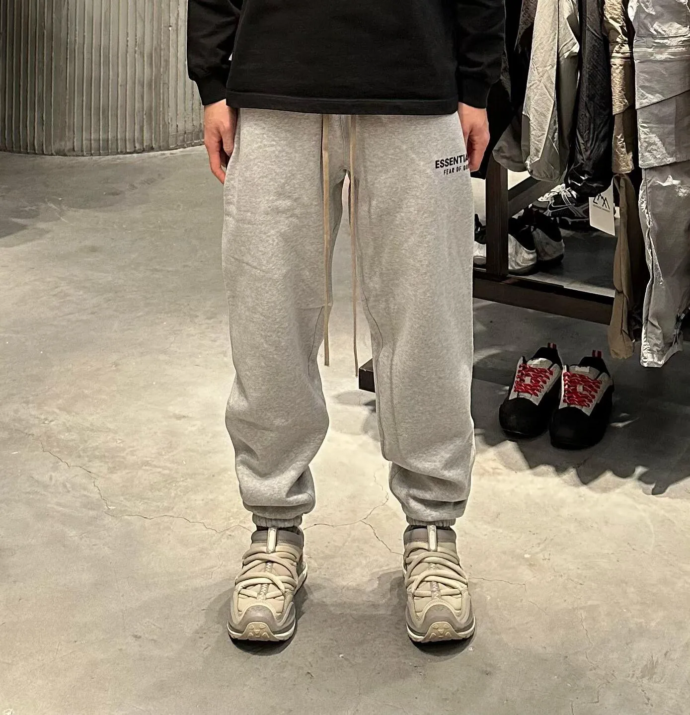 🎀Hot Sale 🎀115 FOG 24 New Arrival Essentials Retro ， ， ， ， 。 fog Essentials FEAR OF GOD ， 。Classic 。 ， 。Classic ， ， 。 ， ， 。 Authentic ， ， 。 ， ， ， 。 ： 、 、 、 Size：XS-XL
